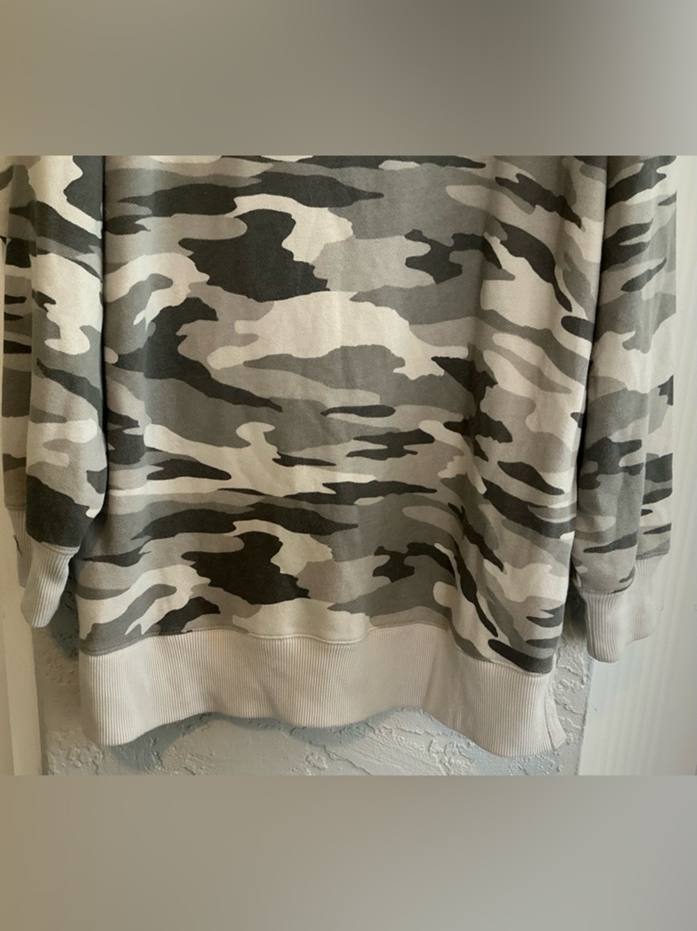 Aerie Camo Light Gray & Dark Gray Crewneck Sweatshirt - Picture 5 of 5
